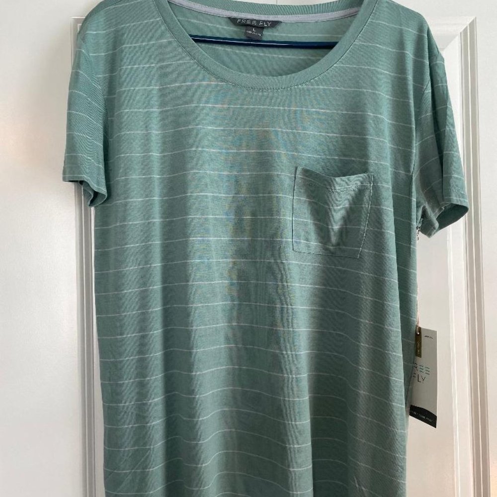 New Free Fly Pocket Tee Shirt Large